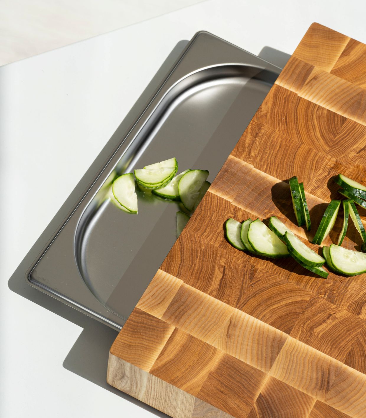 Ash Cutting Board With Tray Small 12"x16"