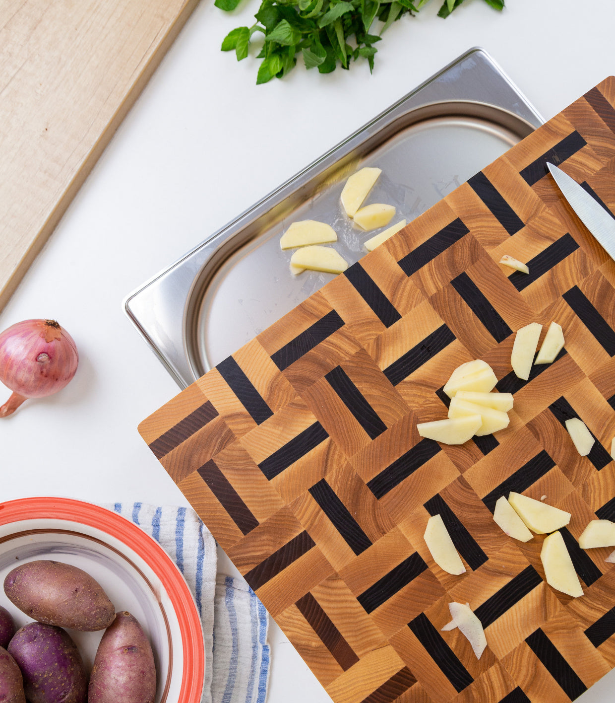Ash & Sapele Cutting Board With Tray Small 12"x16"
